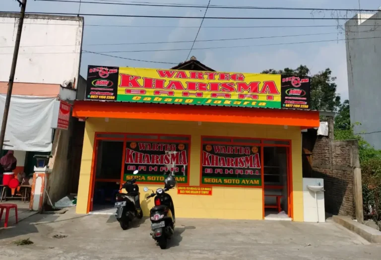 Warteg Kharisma Bahari: Makanan Legendaris yang Menggugah Selera