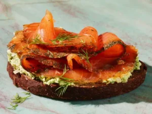 Gravlax_Makanan_Khas_Swedia.width-800.format-webp