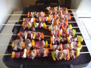 meats-sosaties-on-skewers-wikipedie-pt-elisart-4x3-1