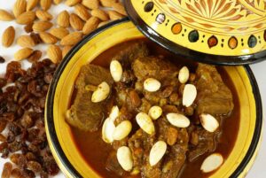 mrouzia---moroccan-tagine-with-raisins--almonds-and-honey-95509356-5a9b3c481f4e130036110111