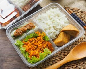 A4K0MD4EAK-4. Tasty - Nasi Ayam Suwir Bumbu Bali