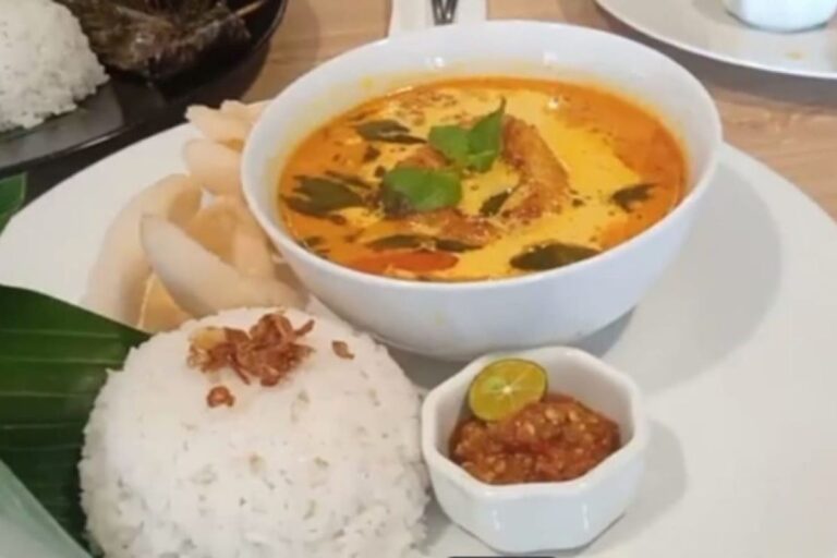 Gulai Terjun Daging: Lezatnya Masakan Tradisional Indonesia