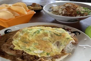 kelezatan-makanan-ketoprak-sejuta-rasa-dalam-satu-sajian