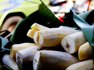 kelezatan-makanan-peuyeum-bandung