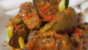 makanan-ati-ampela-balado-lezat-dan-pedas-favorit-keluarga
