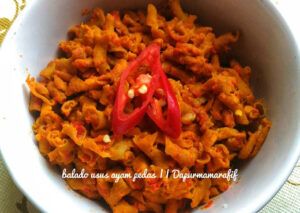 makanan-usus-balado-lezat-dan-pedas-khas-indonesia