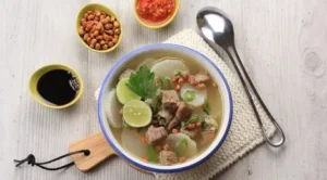 mengenal-lezatnya-makanan-soto-bandung-yang-autentik