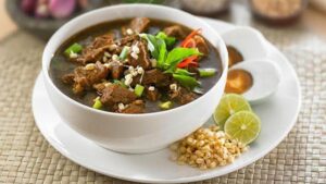 rawon-kuliner-khas-jawa-timur-dengan-rasa-gurih-dan-lezat