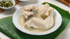 makanan-ayam-pop-hidangan-khas-minang-yang-lezat-dan-menggugah-selera