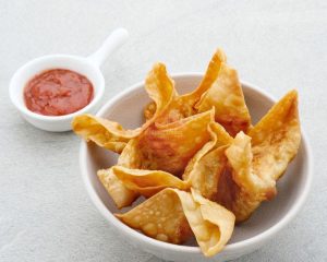 makanan-pangsit-goreng-camilan-renyah-dan-lezat-yang-menggoda