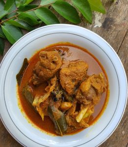mengenal-lezatnya-makanan-bebek-kuah-merah-khas-indonesia