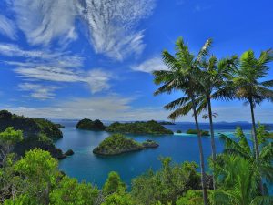keindahan-pantai-raja-ampat-di-papua-barat