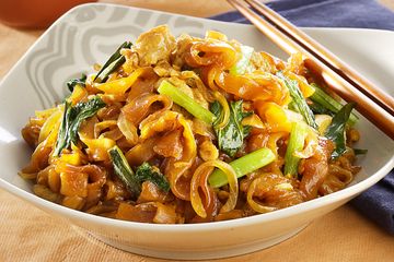 Kwetiau Goreng: Sajian Lezat dan Nikmat dari Kuliner Indonesia