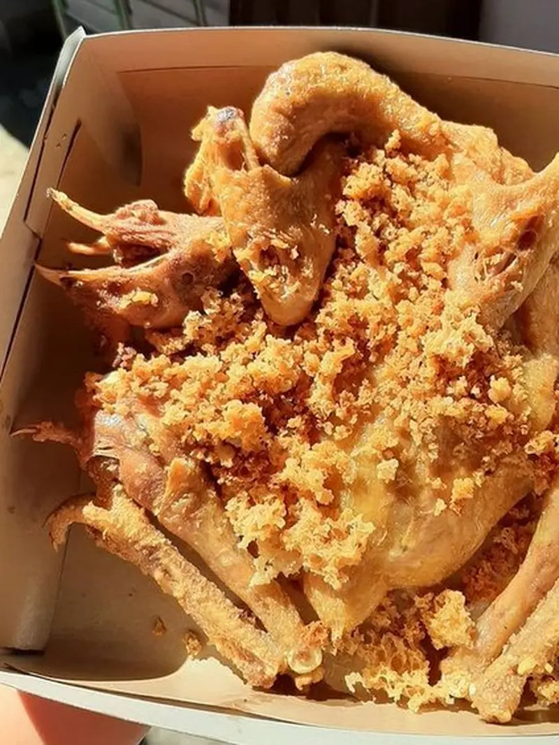 Makanan Ayam Goreng Kalasan: Rasa Gurih dan Tekstur Renyah