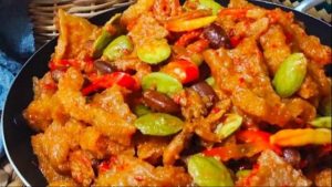 makanan-pete-balado-camilan-pedas-tradisional-yang-menggoda