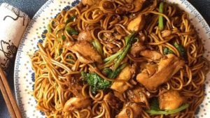 mengenal-chow-mein-makanan-lezat-dari-masakan-tionghoa