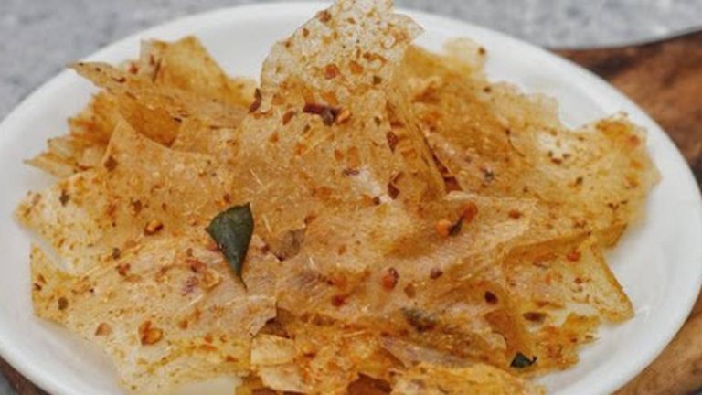 Mengenal Keripik Kaca: Camilan Renyah dan Unik dari Indonesia