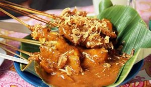 mengenal-lezatnya-makanan-sate-padang-yang-autentik