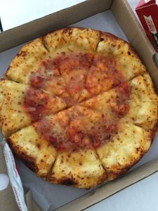 mengenal-lezatnya-pizza-hut-cheesy-galore-yang-menggoda