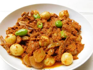 mengenal-makanan-sambalado-tanak-cita-rasa-tradisional-minang