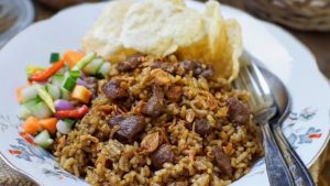 nasi-goreng-kambing-varian-lezat-dengan-rasa-gurih-dan-rempah