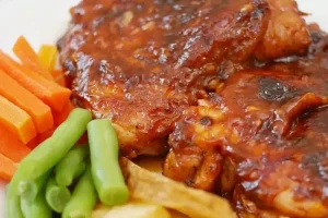 lezatnya-steak-ayam-saus-barbeque-yang-menggoda-selera