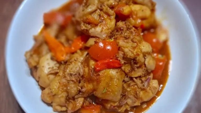 Mengenal Ayam Gongso: Olahan Tradisional yang Lezat dan Menggugah Selera