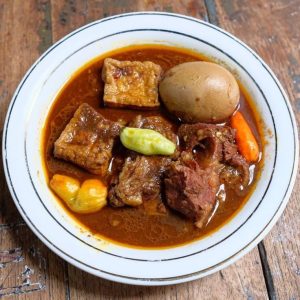 mengenal-lebih-dekat-makanan-brongkos-kuliner-tradisional-jawa