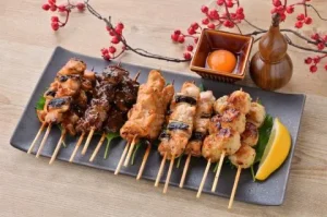 mengenal-lebih-dekat-makanan-chicken-yakitori-jepang-asli