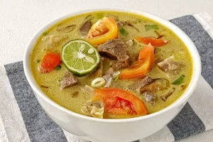 mengenal-lezatnya-soto-daging-sapi-kuliner-tradisional-indonesia