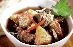 mengenal-semur-daging-khas-pontianak-yang-lezat-dan-autentik