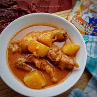 mengenal-lezatnya-makanan-kari-ayam-khas-malaysia