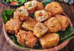 mengenal-lezatnya-makanan-tahu-isi-camilan-praktis-dan-gurih