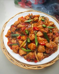 resep-ayam-tumis-pedas-lezat-dan-mudah-dibuat-di-rumah